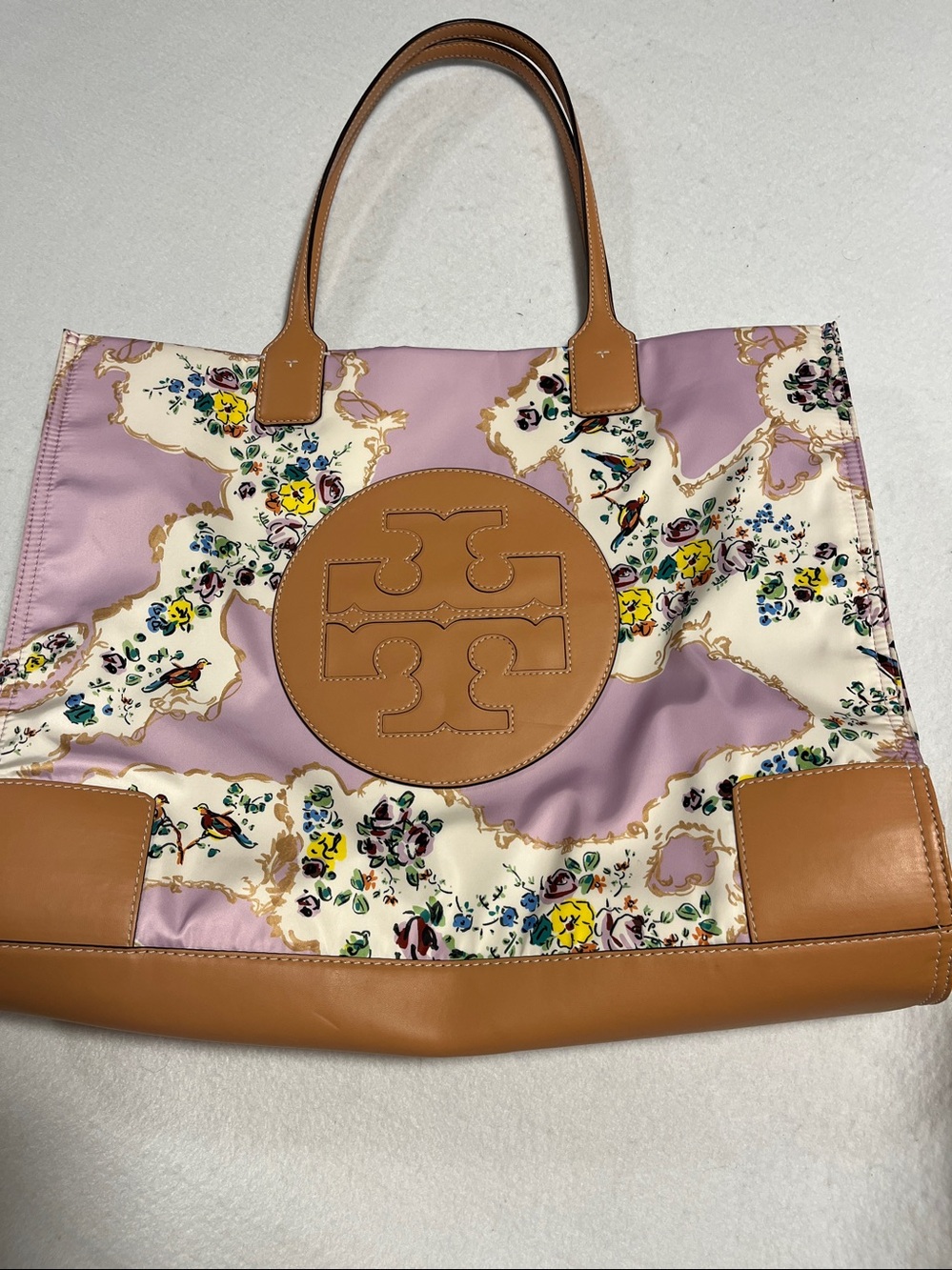 Tory Burch Lavender 💐Floral Tote with Light Tan Leather Trim
Retail  $322CAD